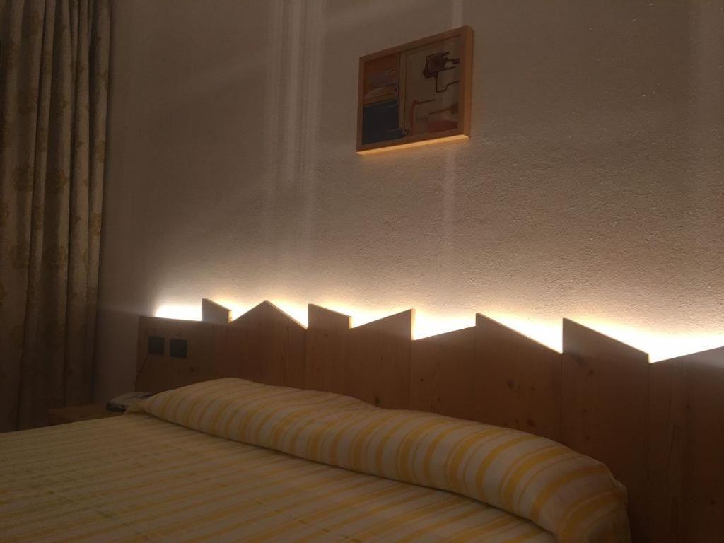 Albergo Croce D'Aune Pedavena Exteriör bild